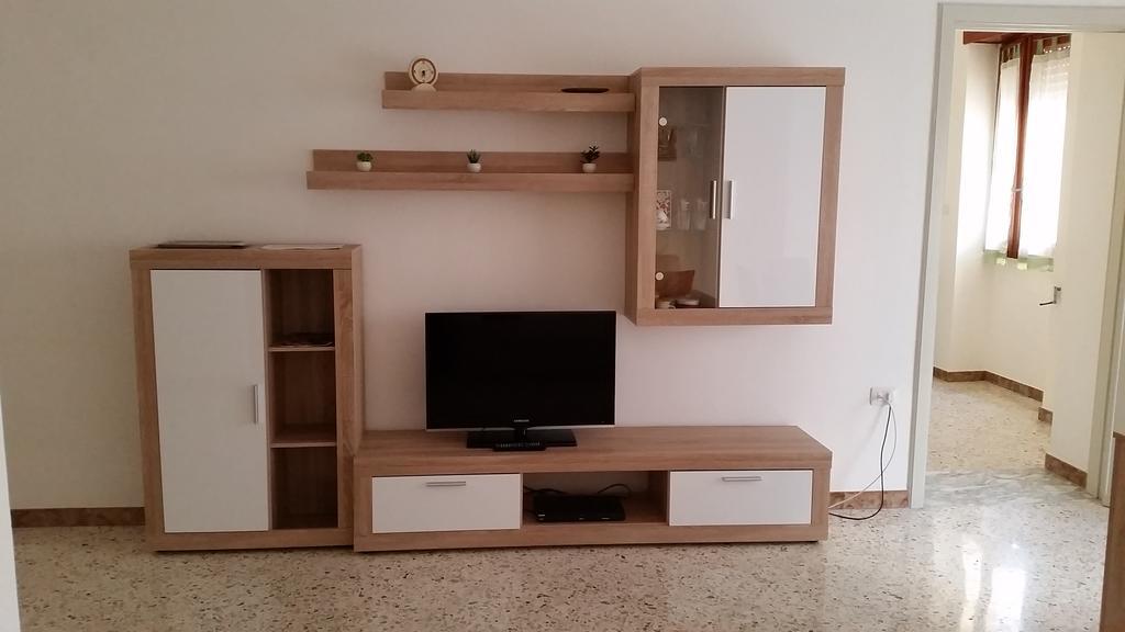 فيلا Senza Pensieri غالاتوني المظهر الخارجي الصورة